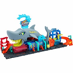 Hot Wheels City Ultra Shark Car Wash with Color Reveal Toy Car in 1:64 Scale