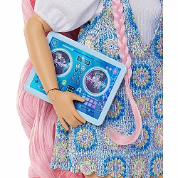 Barbie DREAM BESTIES Daisy Jean Doll