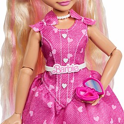 Barbie Dream Besties “Malibu” Doll & Accessories, Posable Fashion Doll & Themed Pieces