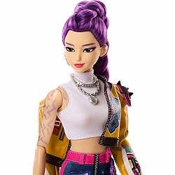 Mattel KPop Demon Hunters HUNTR/X Rumi Fashion Doll in Removable Look with Themed Movie Accessories