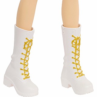 Mattel KPop Demon Hunters HUNTR/X Zoey “Golden” Singing Doll in Removable Outfit & 5 Posable Joints
