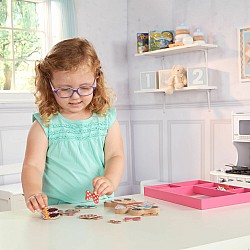 Disney Minnie Wooden Magnetic Dress-Up