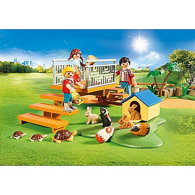 Playmobil 70342 Petting Zoo (Family Fun)