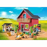 Farmhouse with Outdoor Area