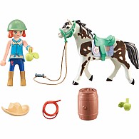 Playmobil Feeding Time with Ellie and Sawdust