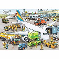   35 pc Busy Airport
