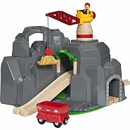BRIO Crane & Mountain Tunnel 