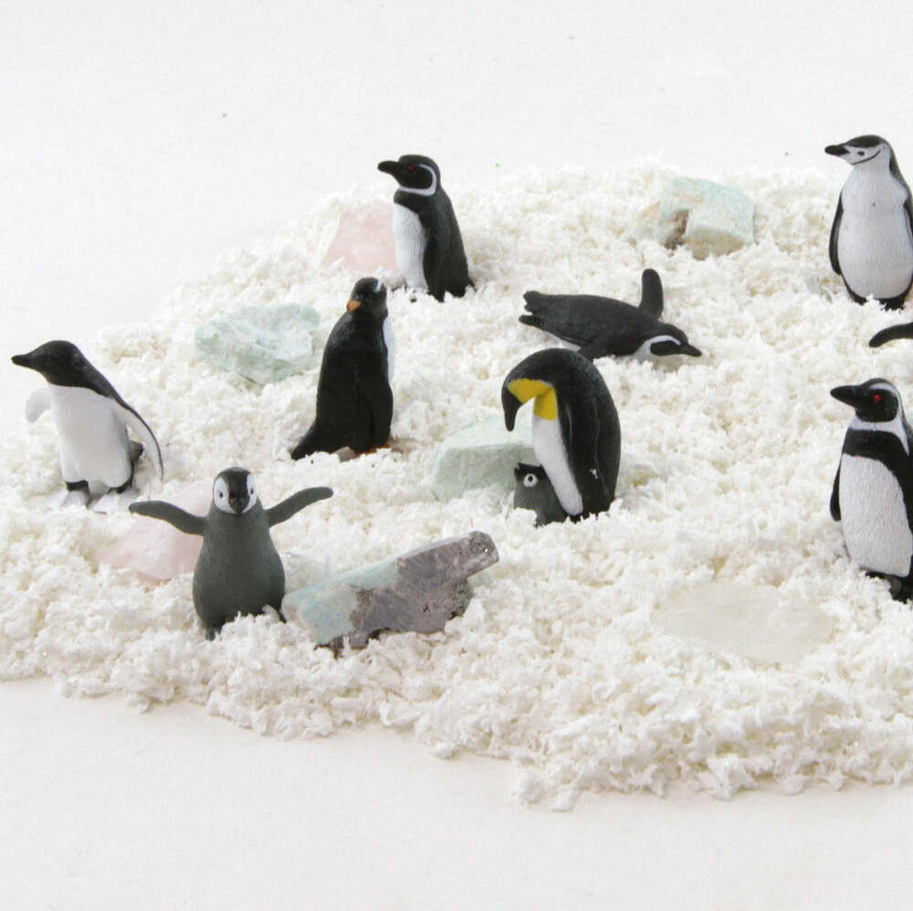 Penguins - Safari Limited - Bens