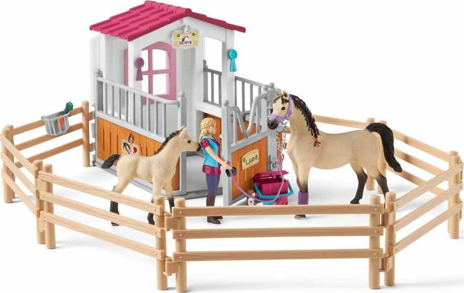 Horse Stall With Arab Horses And Groom from Schleich - School Crossing