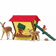 Schleich Feeding The Forest Animals