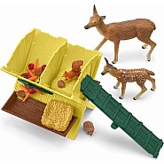 Schleich Feeding The Forest Animals