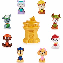 PAW Patrol , 10th Anniversary 2-inch Collectible Blind Box Mini Figure with Lookout Tower Container (Style May Vary), Kids Toys