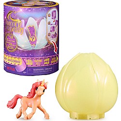 Unicorn Academy, Collectible Baby Unicorn Toy, Surprise Figure Blind Box