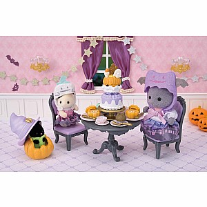 Calico Critters Halloween Surprise Party Set