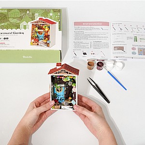 DIY Miniature House Kit: Borrowed Garden
