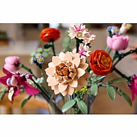 LEGO BOTANICALS Pretty Pink Flower Bouquet