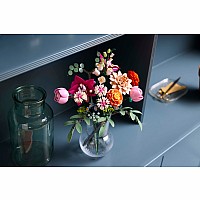 LEGO BOTANICALS Pretty Pink Flower Bouquet