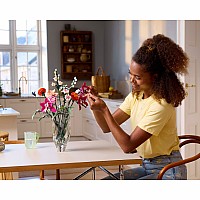 LEGO BOTANICALS Pretty Pink Flower Bouquet