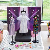 Run the Runway Fashion Design Kit