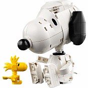 IDEAS Peanuts Snoopy's Doghouse