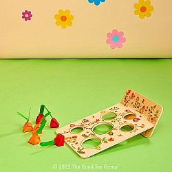 Garden Party Bean Bag Toss Game