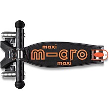 Micro Kickboard Maxi Deluxe LED Scooter