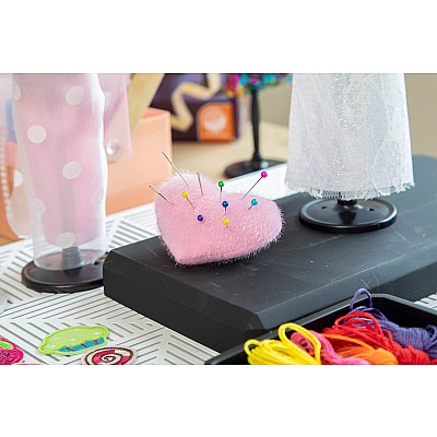 Run the Runway Fashion Design Kit