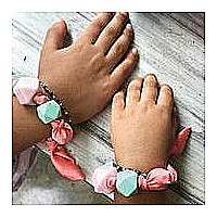 Lucy with Friendship BraceletiIn Flower Printed Outfit