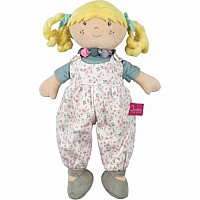 Lucy with Friendship BraceletiIn Flower Printed Outfit