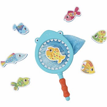 Shark Chasey Catch a Fish