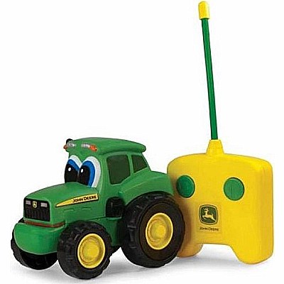 Tomy John Deere Johnny Tractor RC Radio-Controlled (RC) model Electric engine 1:32