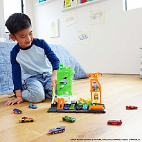 Hot Wheels City Super Fuel Station