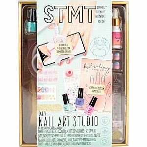 Nail Art Studio