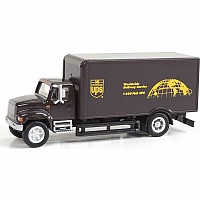 HO Scale - International(R) 4900 Single-Axle Box Van - Assembled - United Parcel Service (Bow Tie Shield Logo; brown, yellow)